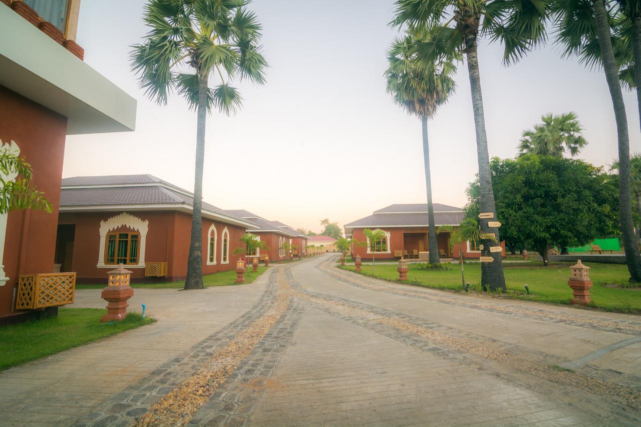 Westay @ Bagan Lotus Hotel Esterno foto