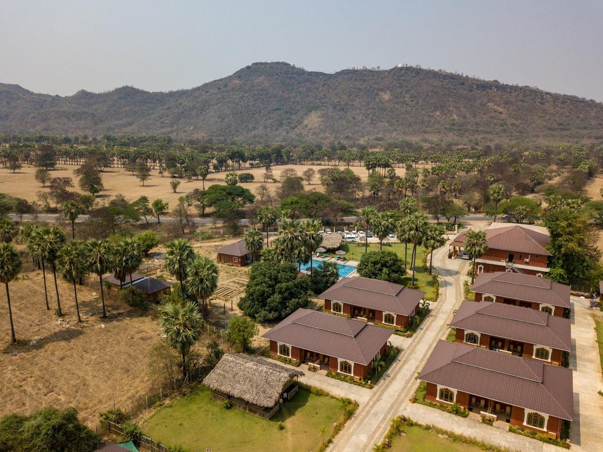 Westay @ Bagan Lotus Hotel Esterno foto