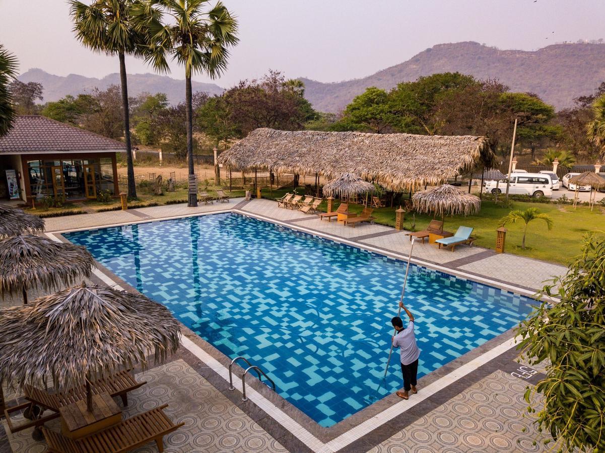 Westay @ Bagan Lotus Hotel Esterno foto