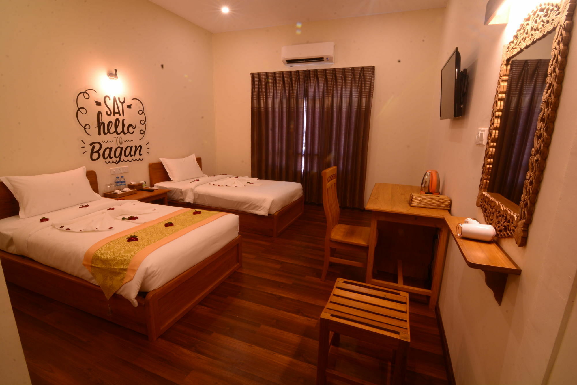 Westay @ Bagan Lotus Hotel Esterno foto