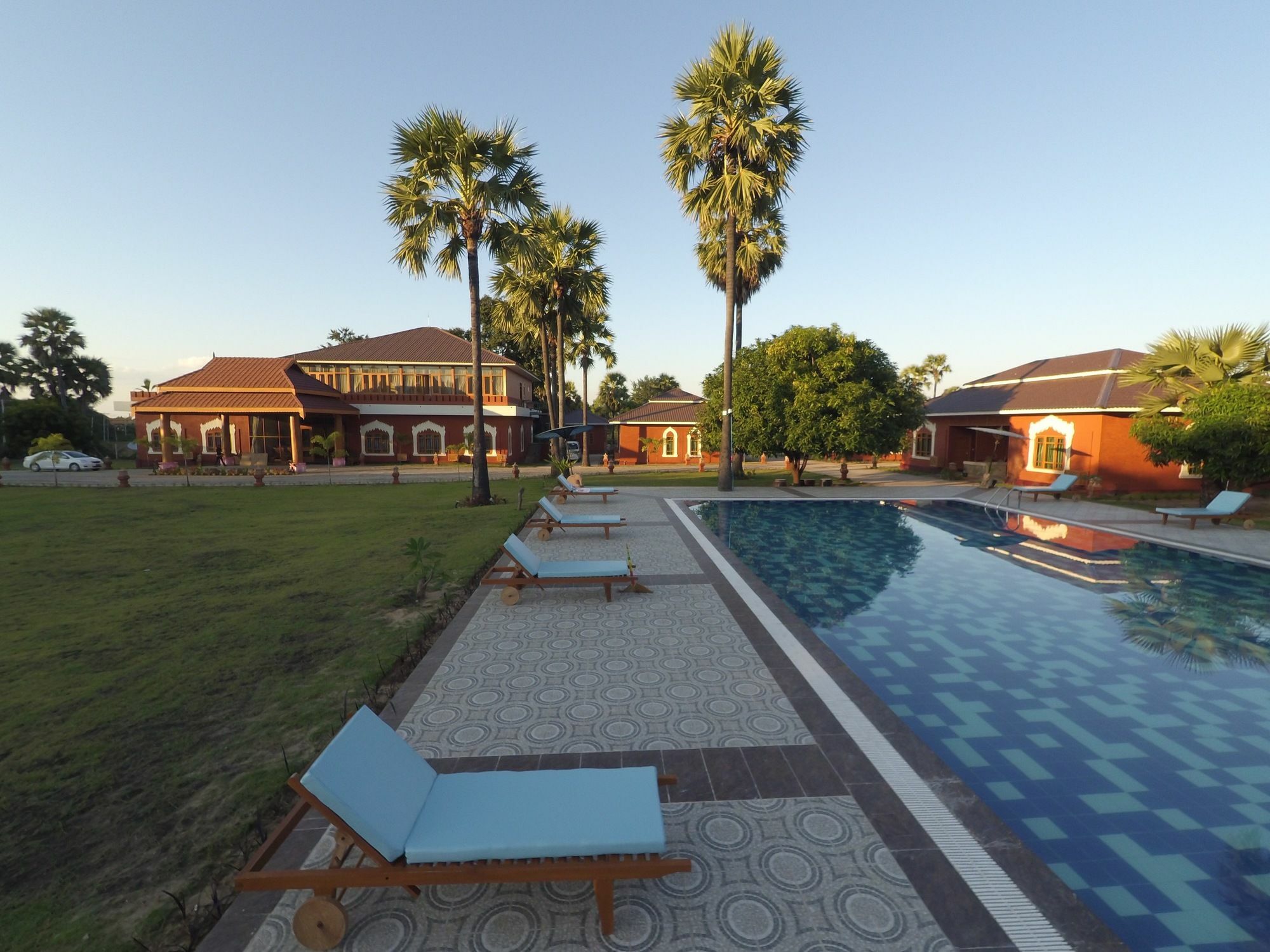Westay @ Bagan Lotus Hotel Esterno foto