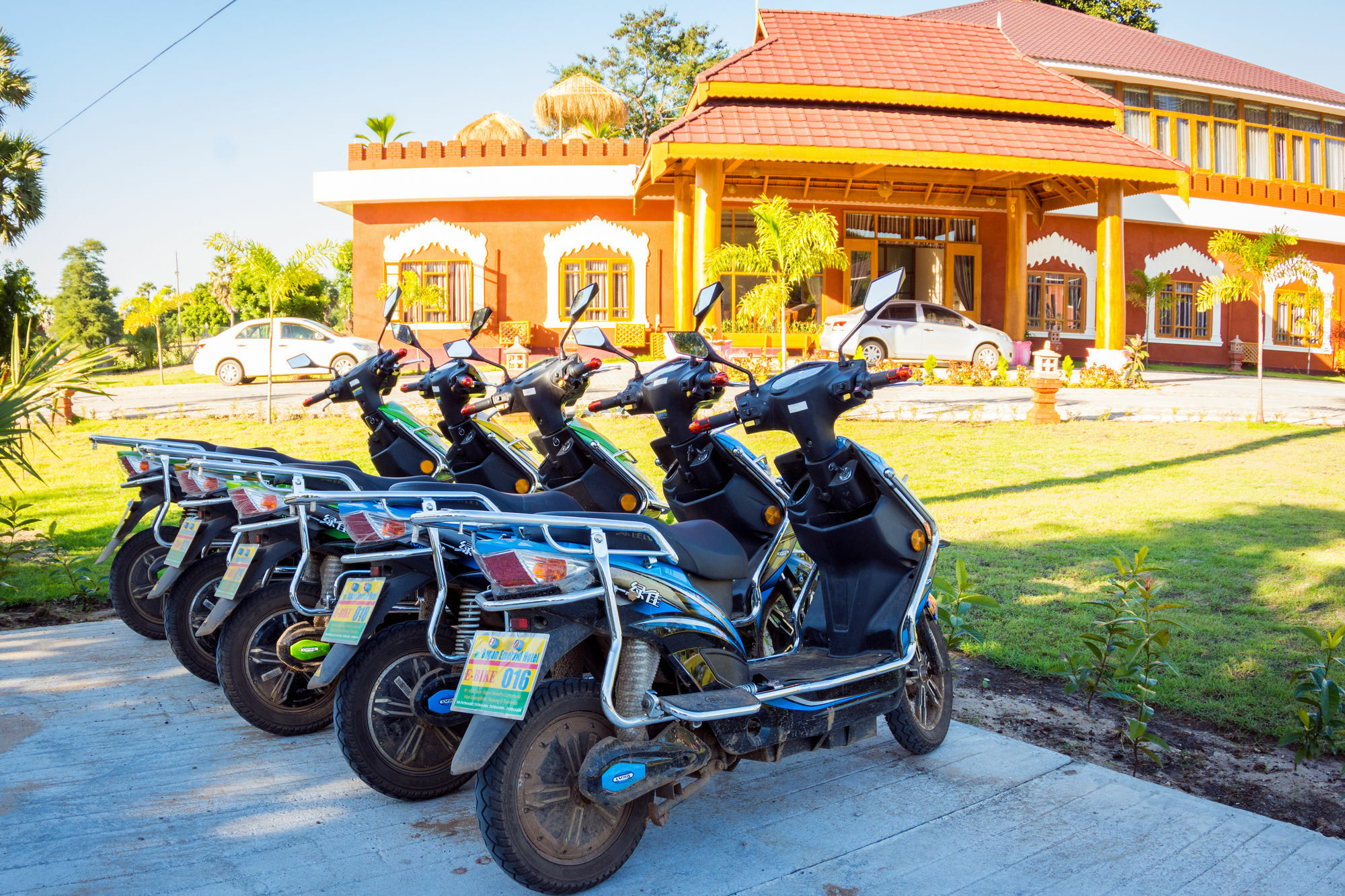Westay @ Bagan Lotus Hotel Esterno foto